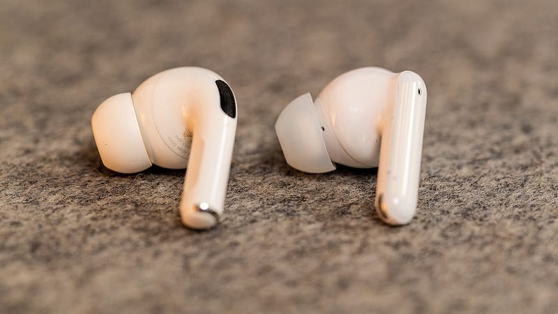 AirPods Pro Control Features