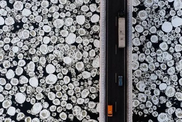 River covered with ice formations illustrating winter's art.